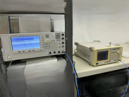 Advantest R3273  Spectrum Analyzer 100Hz - 26.5GHz