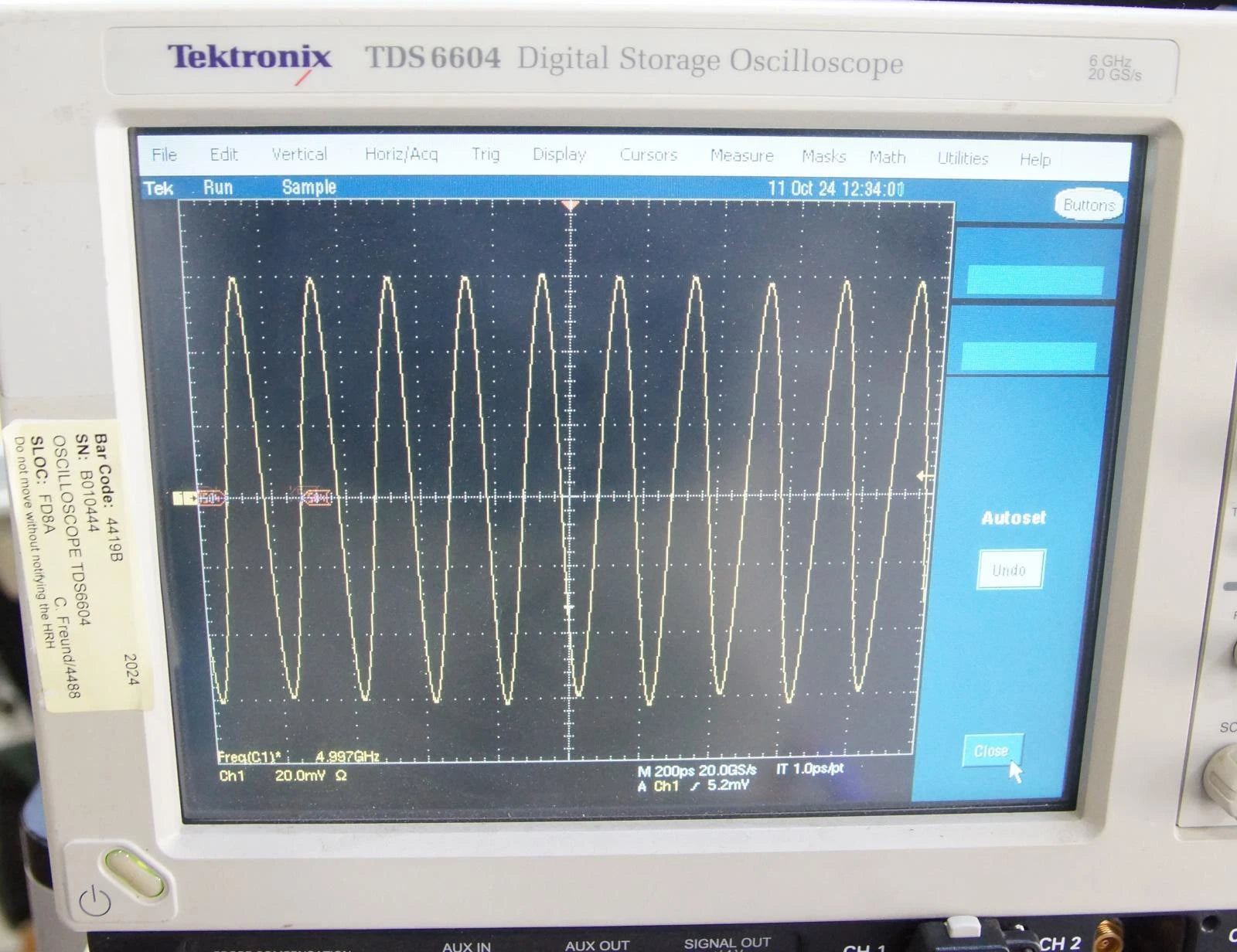 Tektronix TDS6604 Digital Storage Oscilloscope 6GHz 20GS/s