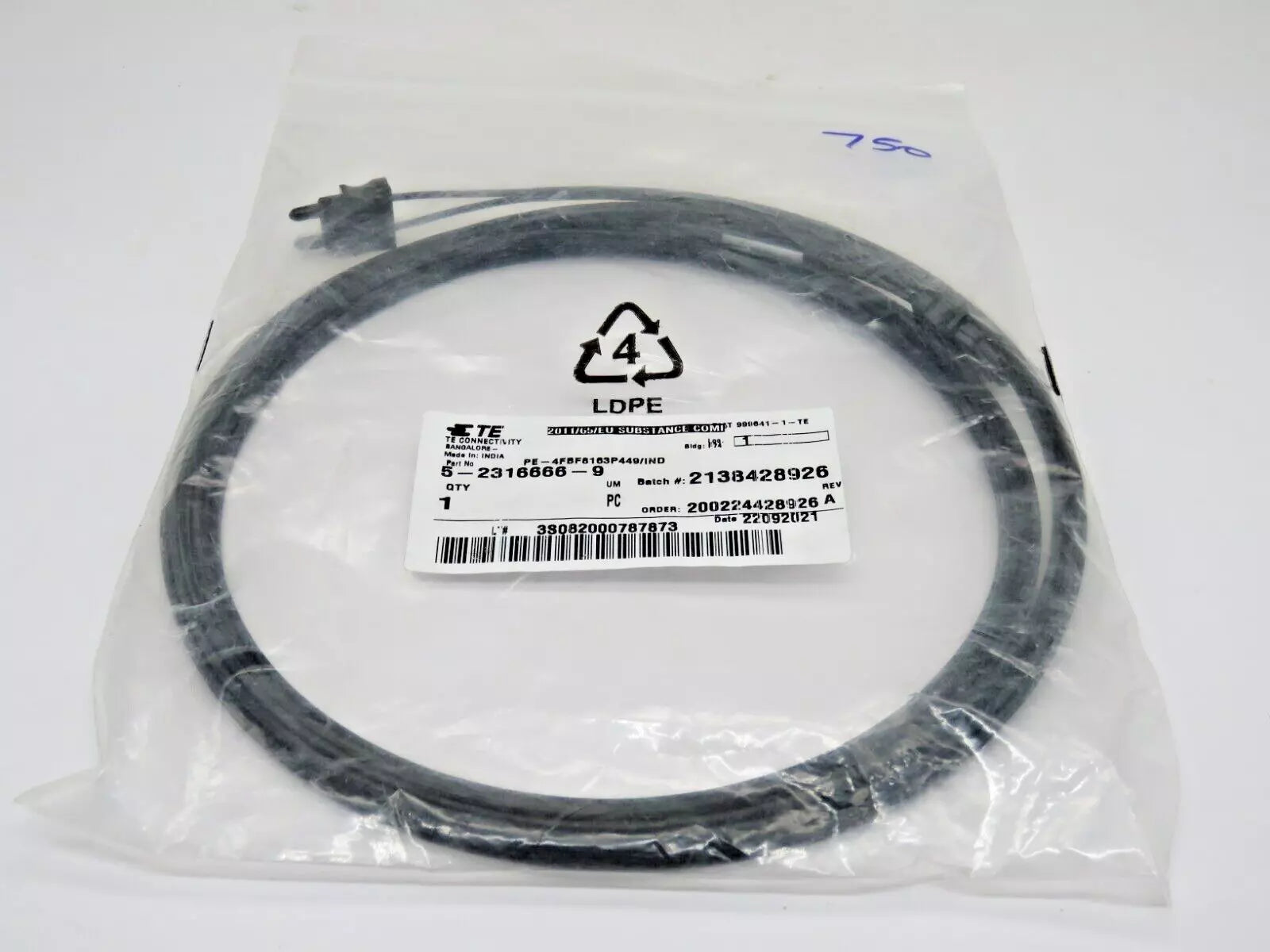 TE Connectivity PE-4PF0183P4-A Solar Cable 750V 5ft MC4 Connector PV Wire