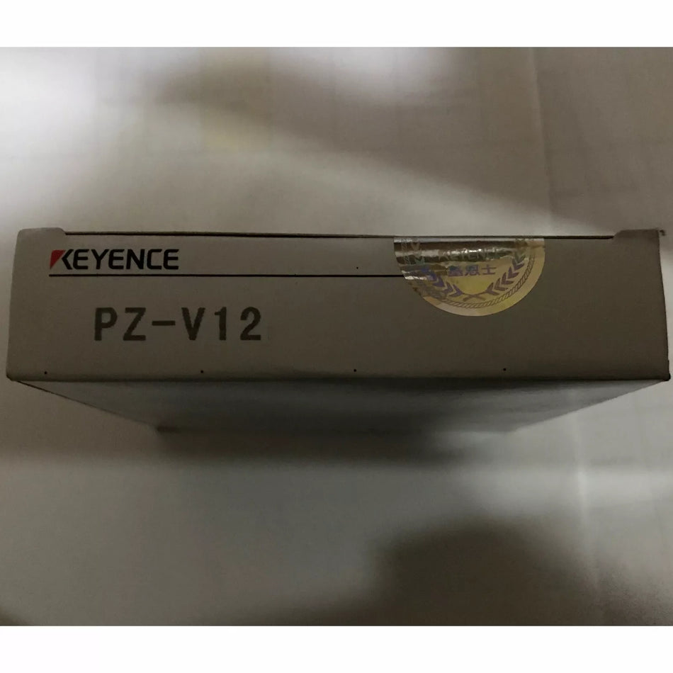 1PC New KEYENCE PZ-V12 Photoelectric Sensor PZV12 In Box
