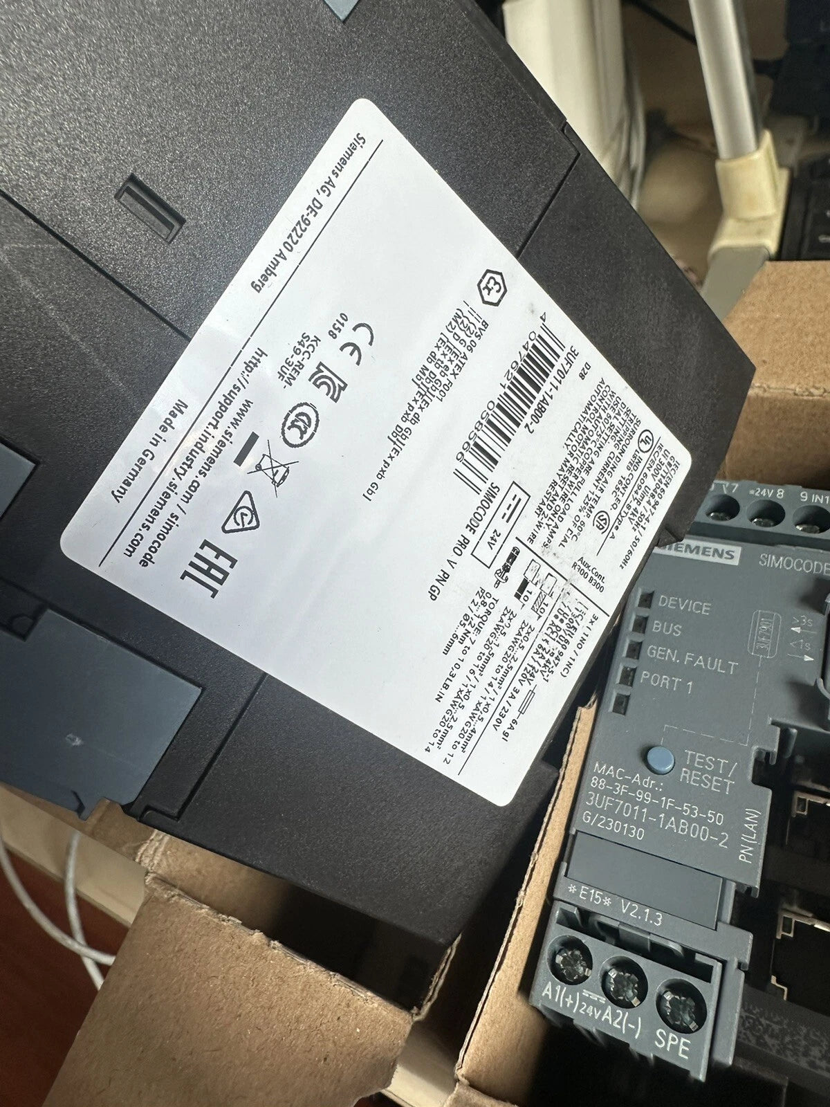 SIMOCODE Pro V/PROFINET DC2 3UF7011-1AB00-2
