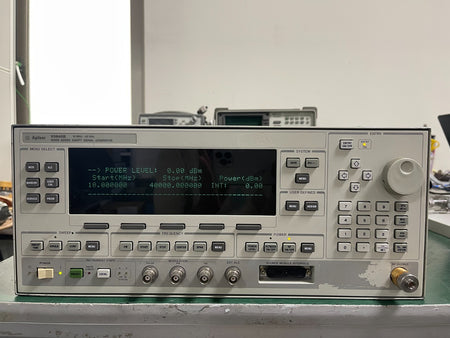 HP Agilent 83640B 10MHz-40GHz Synthesized Sweep Signal Generator w/ opt.00 _0997